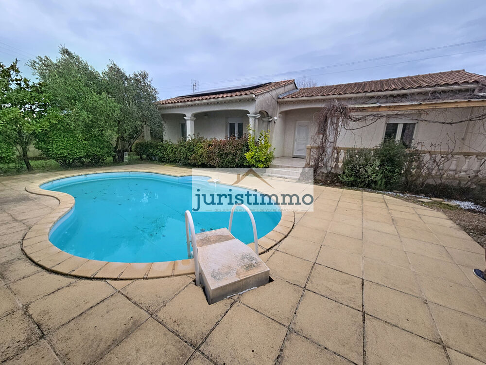 VILLA dans lotissement calme avec 4 chambres piscine et garage