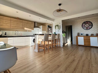  Appartement � vendre 4 pi�ces 86 m�