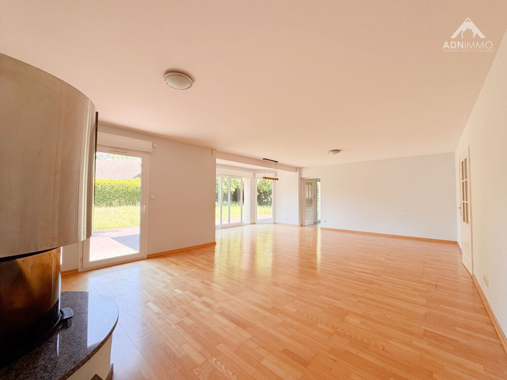 Vente Maison Maison 6 Pièces 187 m2 Hypercentre Saint Genis St genis pouilly