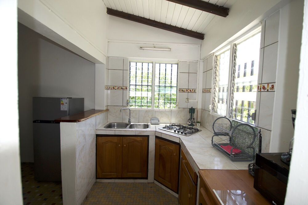 Location Maison Belle maison T3 meublée climatisée sur les hauteurs de 3 rivières Trois rivieres