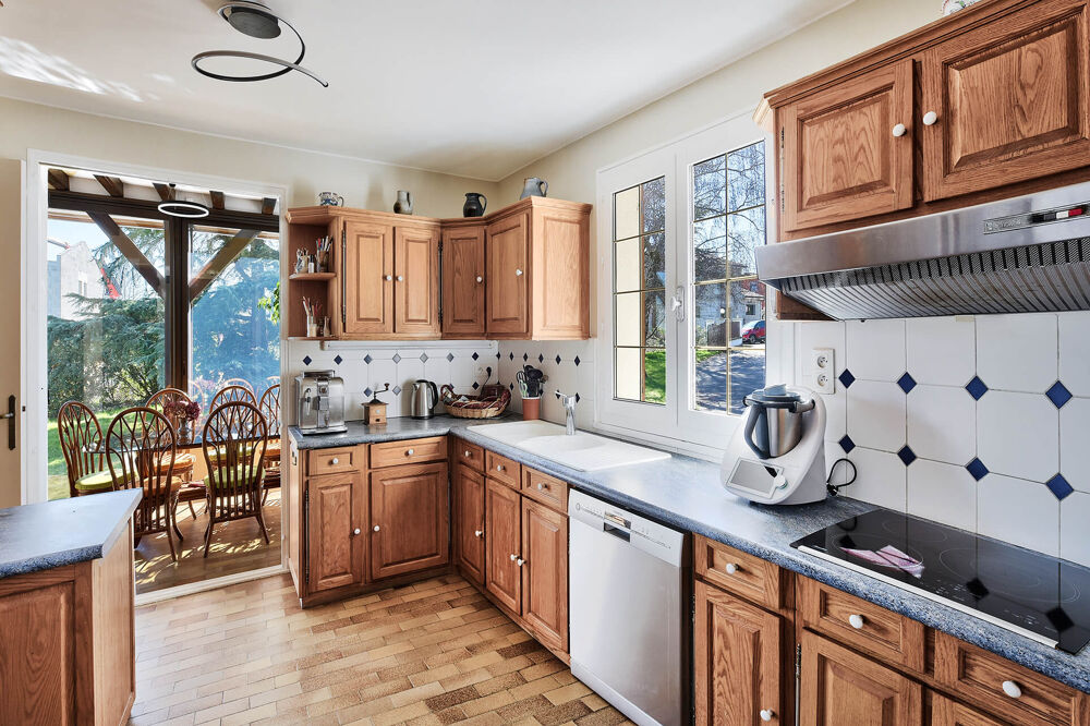  vendre  Maison Saint-Genis-les-Ollires (69290)