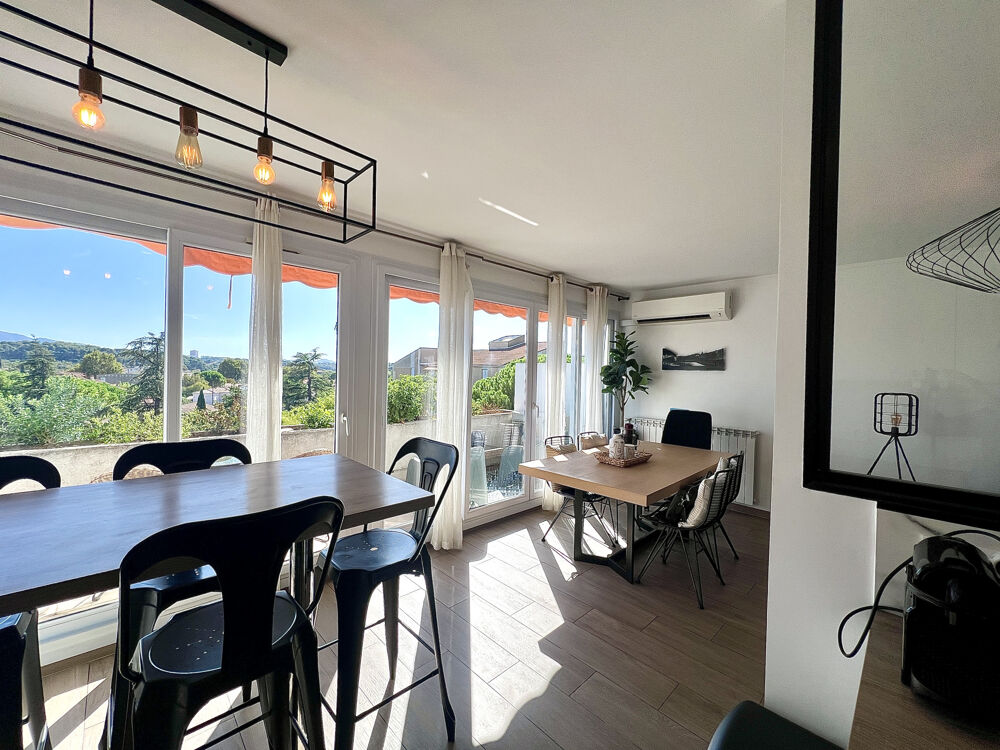Vente Appartement 13380 - Centre PLAN DE CUQUES - Appartement 4 pièces 80 m2 en dernier étage avec ascenseur. Plan de cuques