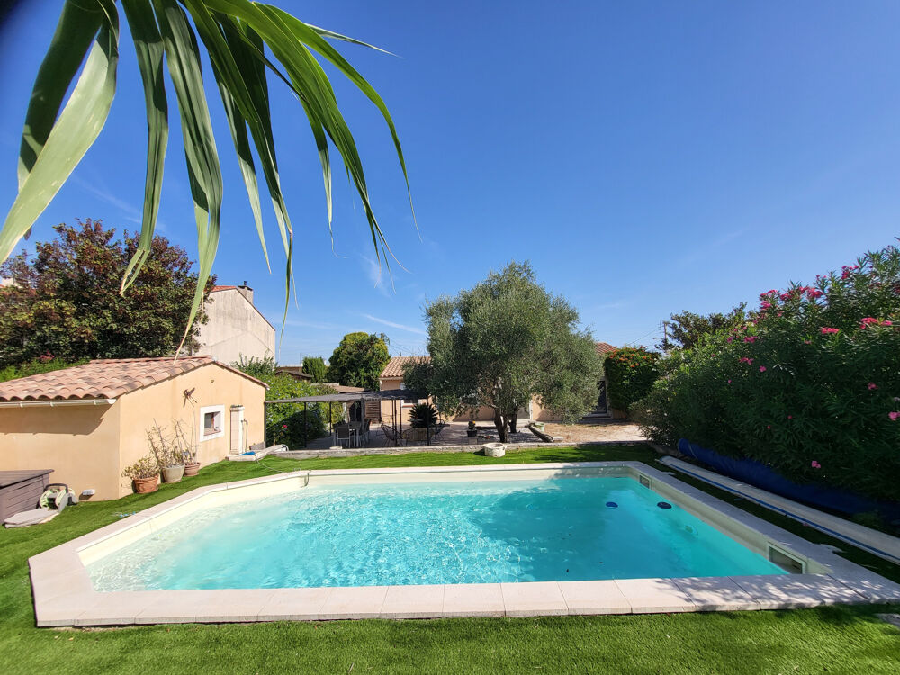 JONQUIERES- VILLA PLAIN PIED 5 PIECES AVEC PISCINE SUR 960M2 DE TERRAIN