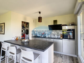  Duplex/triplex à vendre 3 pièces 100 m²
