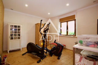  Maison à vendre 7 pièces 194 m²