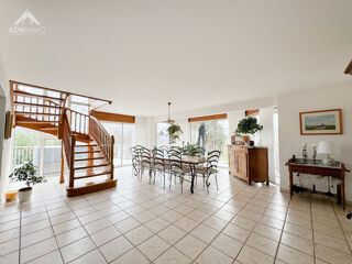  Maison à vendre 9 pièces 245 m²
