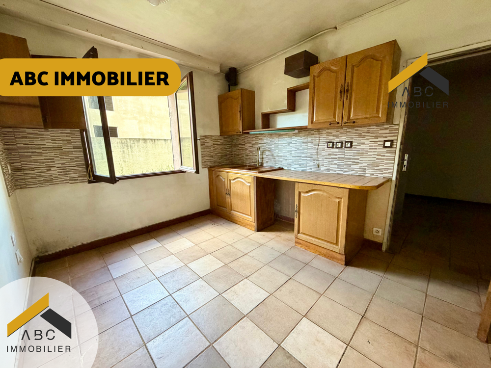 MAISON MITOYENNE À RÉNOVER - 180 M2 - 4 CHAMBRES - SECTEUR TRÈS PRISÉ DORANGE