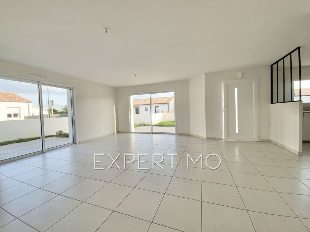 MAISON NEUVE DE PLAIN-PIED de type T5 de 94 m2 avec 3 CHAMBRES - NORMES PMR - FRAIS DE NOTAIRE RÉDUITS