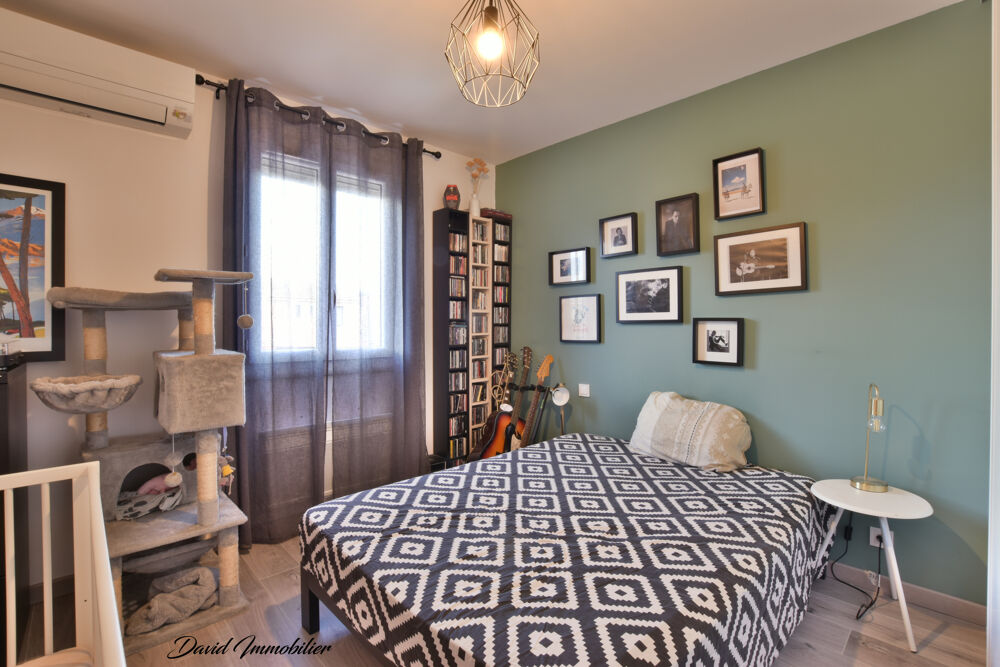 Vente Maison Villa 3 faces de 118 m2, agréable, au calme, avec jardin et garage Perpignan