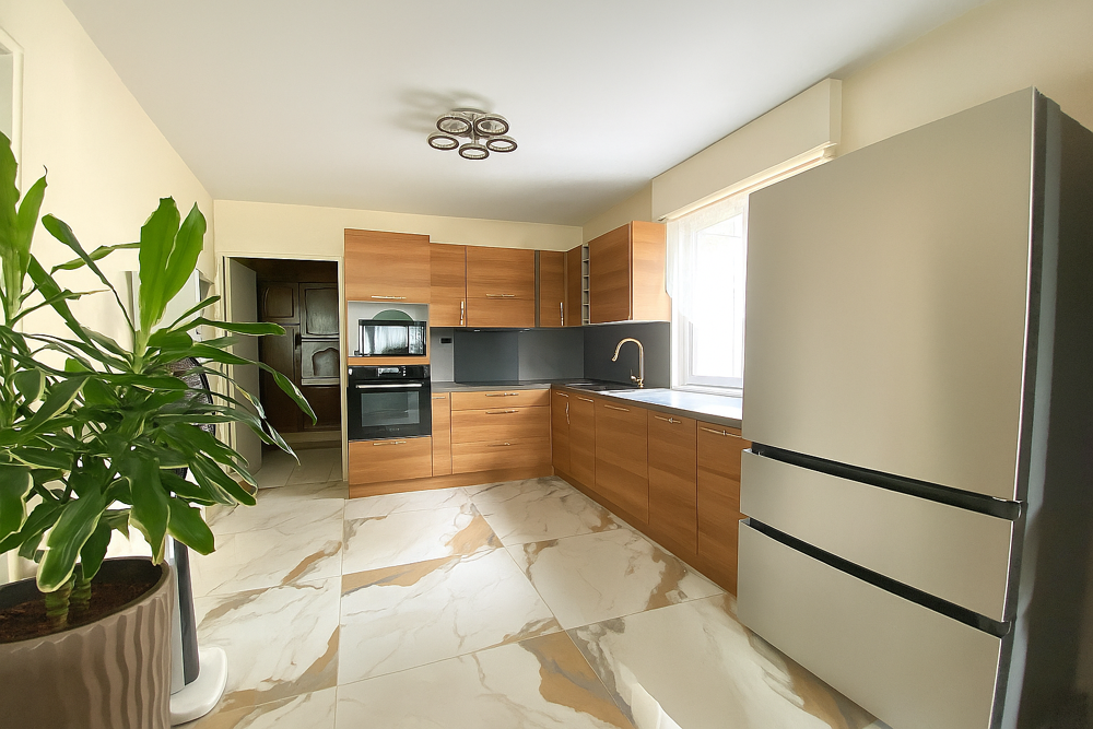 Vente Appartement Appartement T4 avec balcon + garage double - Bergson St etienne