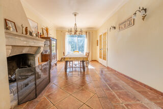  Maison à vendre 11 pièces 232 m²
