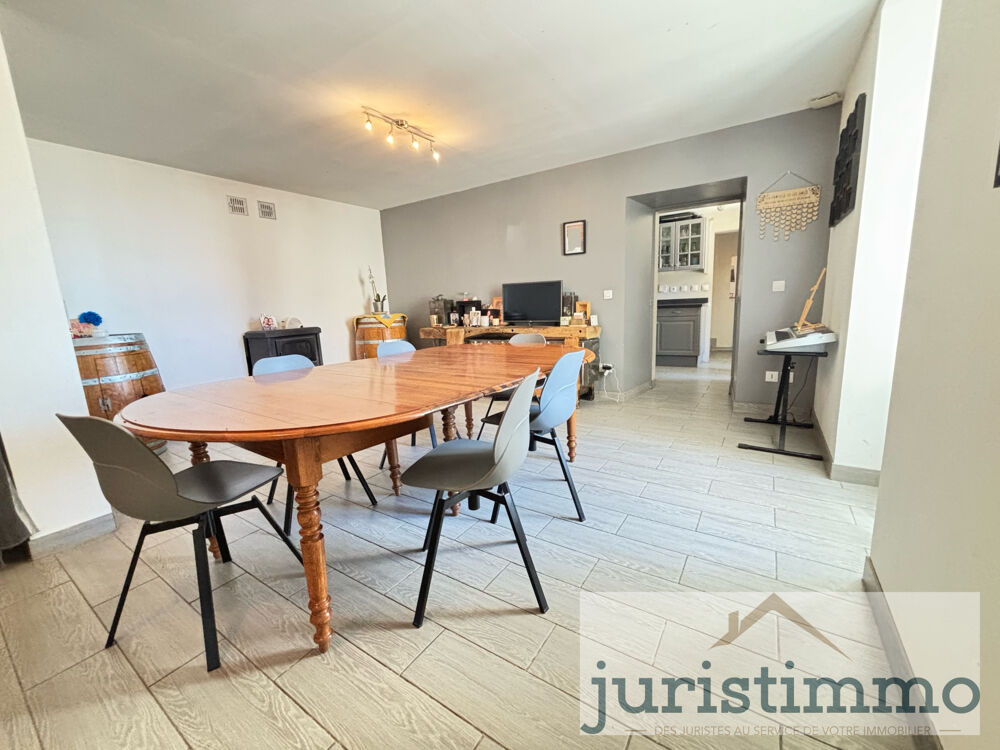 Propriété de 135m2 sur 6226m2 de terrain