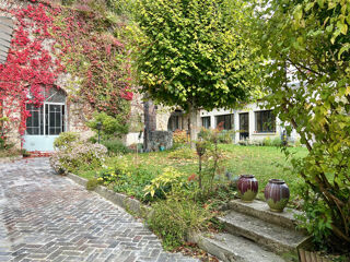 Propriété/château à vendre 6 pièces 194 m²