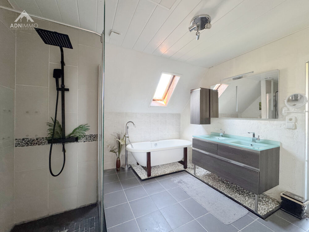 à vendre  Maison Crozet (01170)