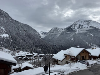 Vente Appartement  ACHAT-VENTE APPARTEMENT 4 piéces -Emplacement de Parking privatif couvert cave- vue exceptionnelle - 73350 CH Champagny en vanoise