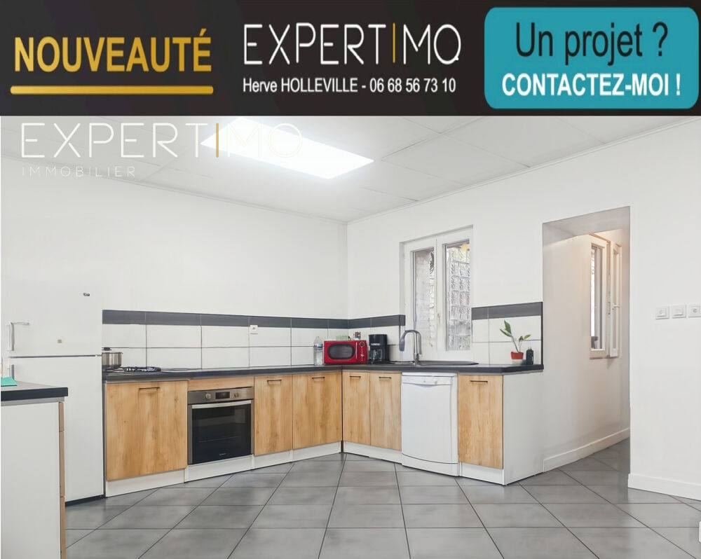 Maison centre ville rénovée avec cour et dépendances