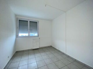  Appartement  vendre 4 pices 90 m