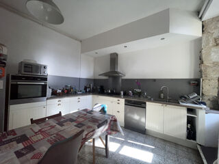  Maison  vendre 7 pices 230 m