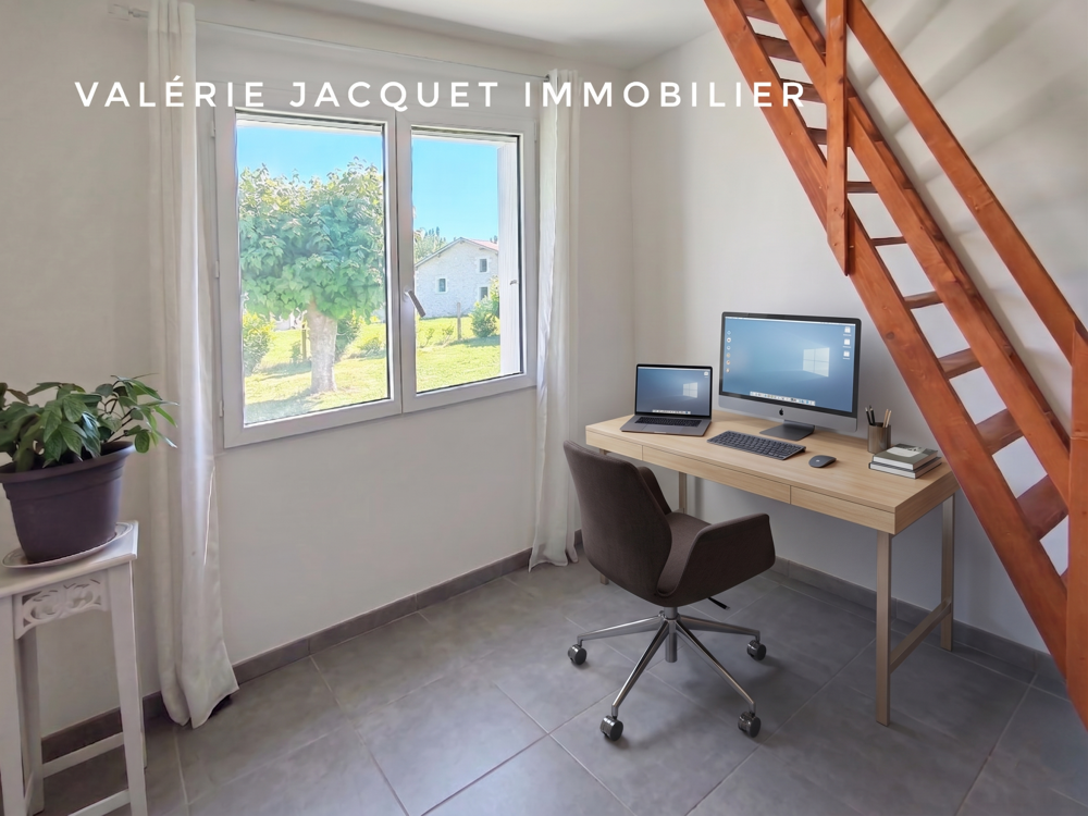 À Moulin-Neuf, maison rénovée en 2025 avec vie de plain-pied et grand terrain constructible