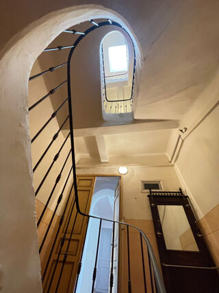  Immeuble à vendre 401 m² Salernes