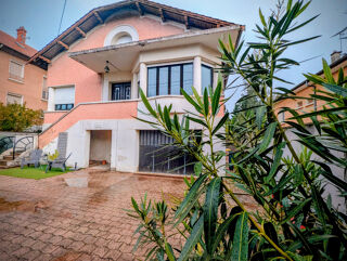  Maison � vendre 6 pi�ces 250 m�