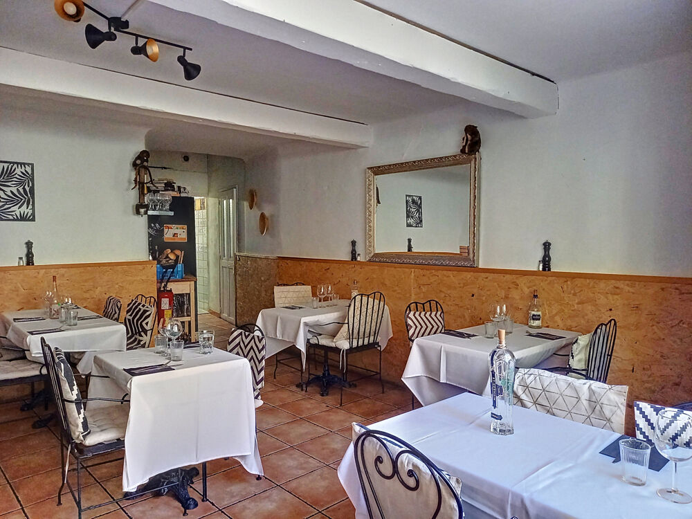 Vente Autre Murs commerciaux loués à vendre à Pignans Pignans