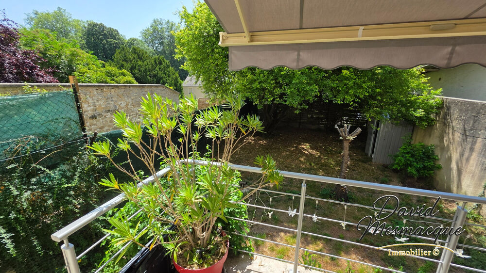 T2 de 37 m2 en rez-de-jardin - cour boisée, terrasse et cave à Meulan centre