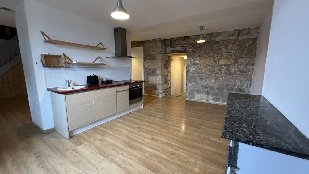 Vente Appartement AVALLON (89) Appartement de caractère d'environ 92.94 M2 Carrez + 27.92 M2  avec trois chambres Avallon