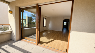 Vente Appartement Appartement climatisé 100m2 - 3 chambres - résidence standing  - Roche la Molière hyper centre Roche la moliere