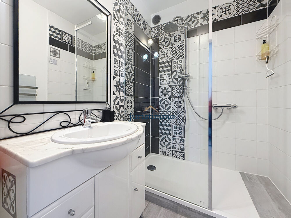 à vendre  Propriété/château Saint-Romain-en-Viennois (84110)