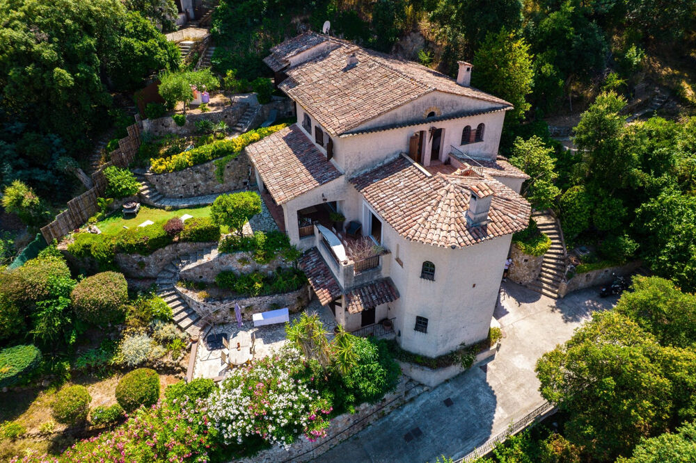 MAISON AVEC PLEINE VUE MER ET ILES DE LERINS