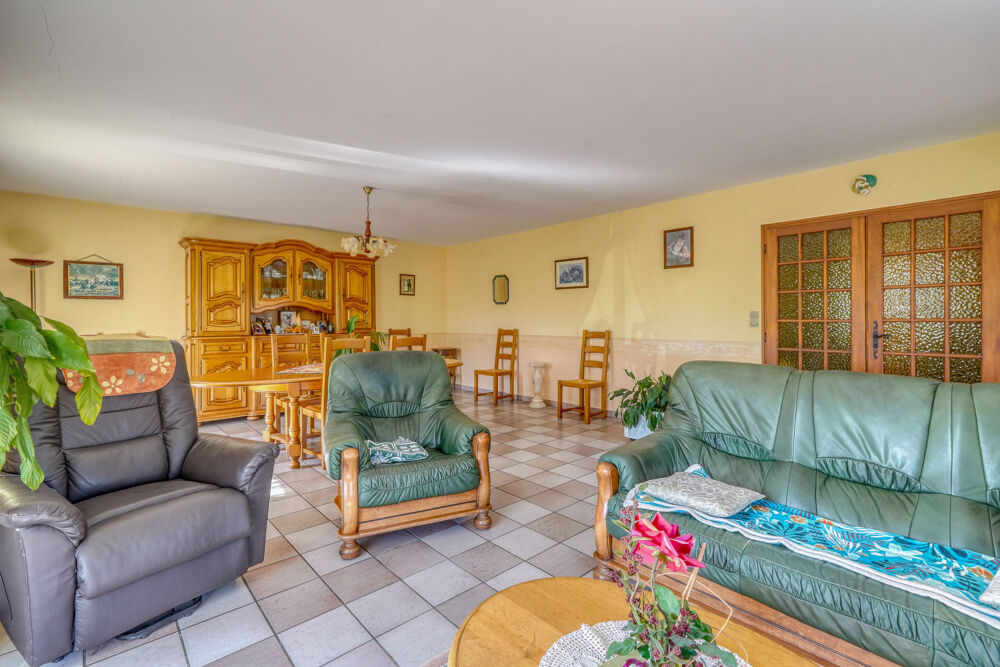 Vente Maison Maison 6 pièces en R+1 de 171m2 sur parcelle de 1571m2 Marcillac