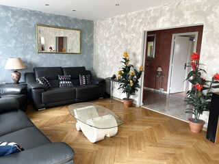  Maison � vendre 10 pi�ces 182 m�