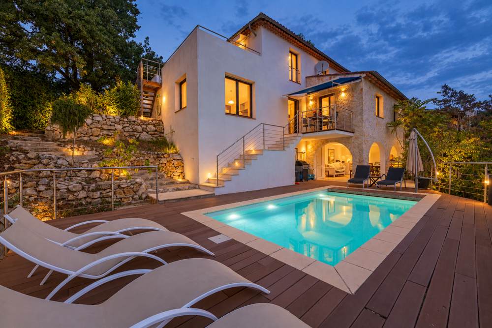 Vente Maison VILLA AVEC PISCINE ET RIVIERE St jeannet