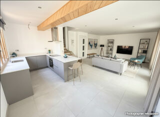  Immeuble � vendre 165 m�