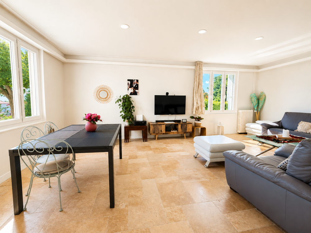 EXCLUSIVITÉ DAGENCE: Superbe maison familiale rénovée avec prestations de qualité à Chavaroux