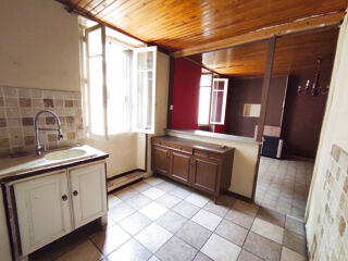  Immeuble à vendre 10 pièces 294 m² Besseges