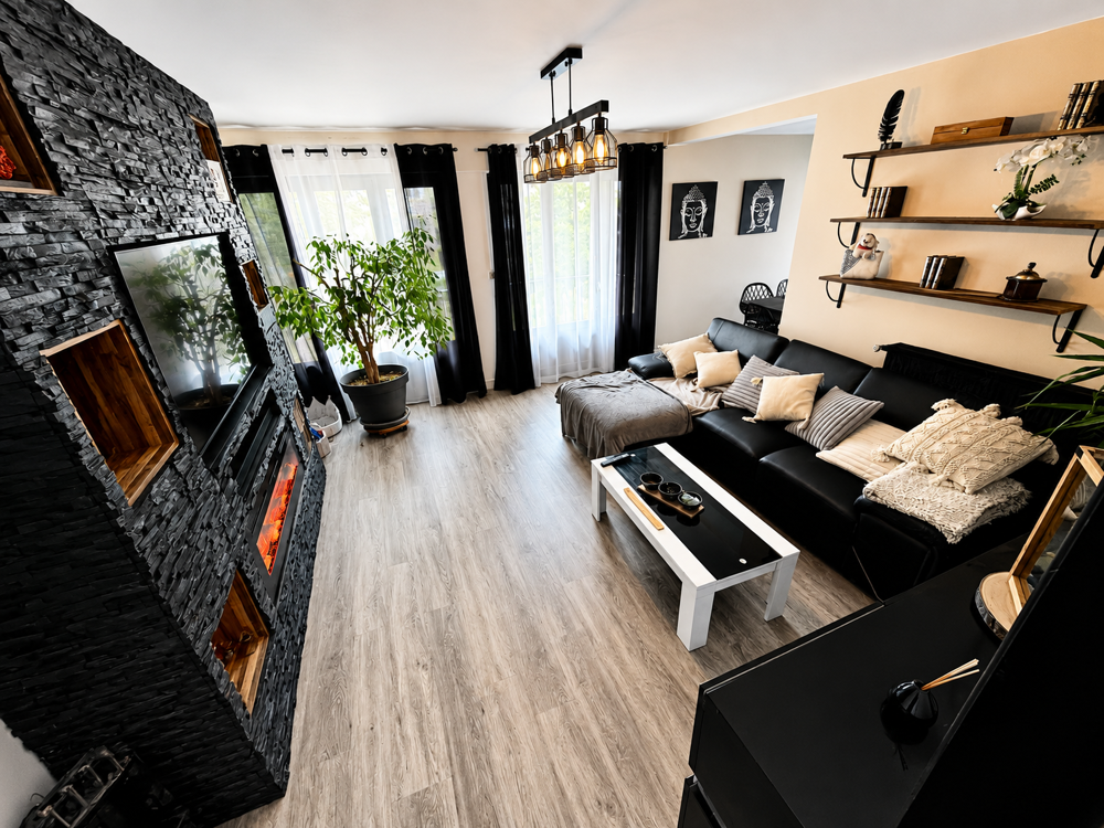 Vente Appartement T3 de 75 m2 • 2 LOGGIAS • TERRASSE • 2 GARAGES • 1 PARKING • 1 CAVE Perpignan