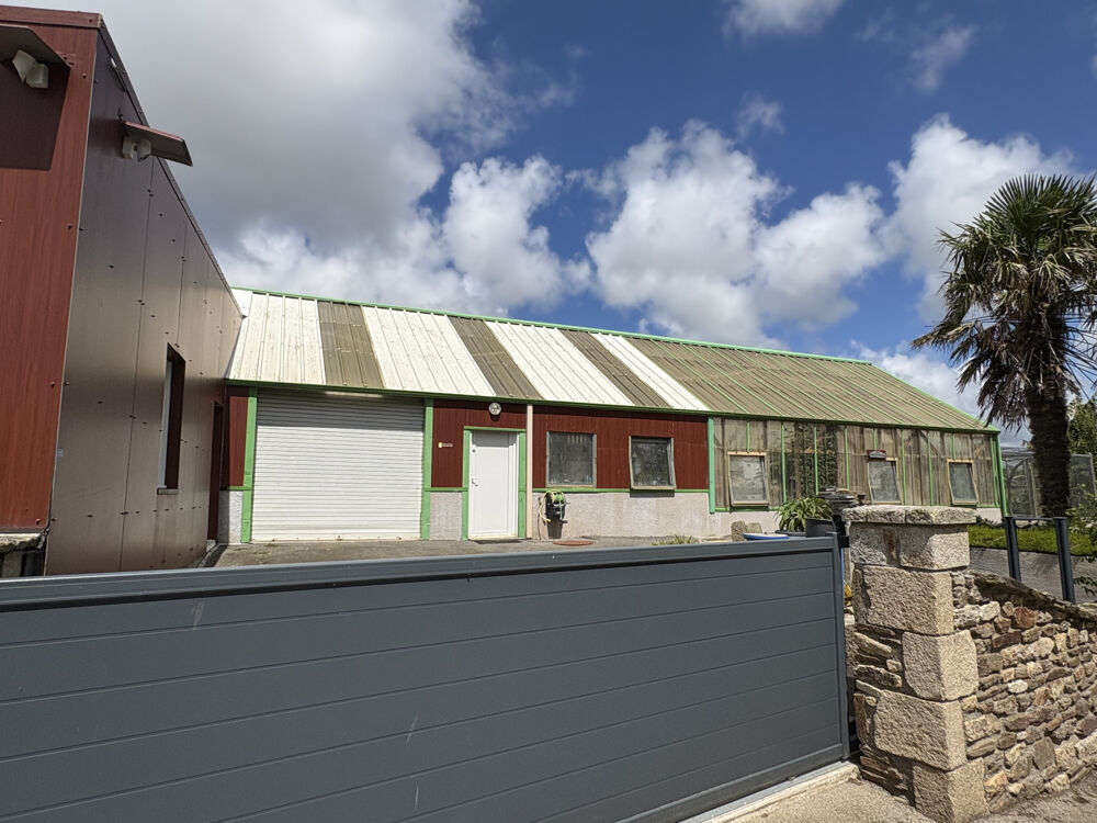 � vendre  Propri�t�/ch�teau Lanarvily (29260)