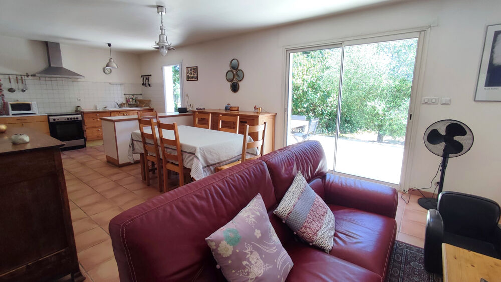 Vente Maison Maison 3 chb. avec jardin arboré, PAC et terrasse   À 13 min de Saintes La clisse