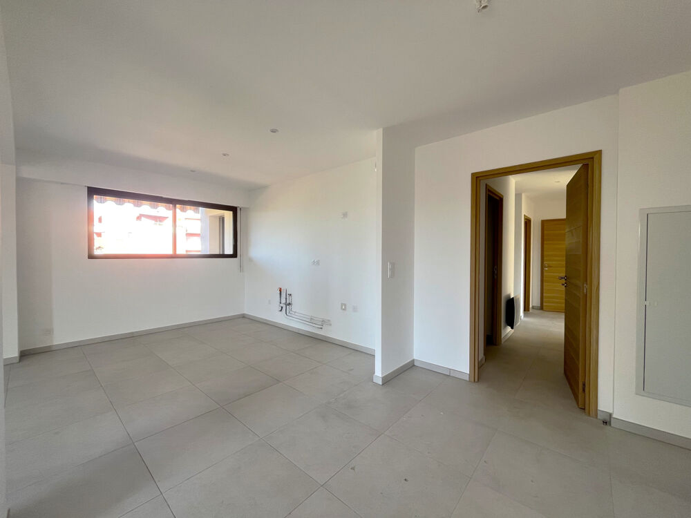 Appartement – Saint-Laurent-du-Var - Plus