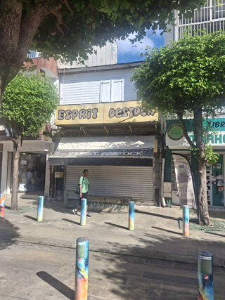  Immeuble � vendre 200 m�