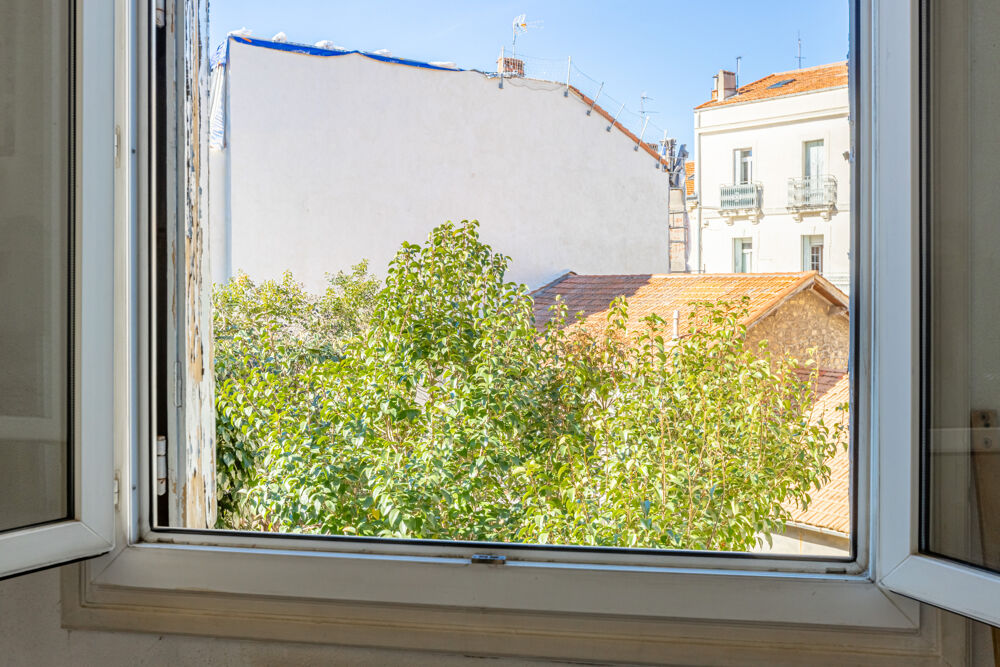 APPARTEMENT - PLACE CARNOT