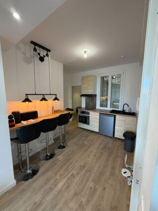  Appartement à louer 3 pièces 49 m²