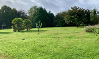  Propri�t�/ch�teau � vendre 10 pi�ces 323 m�