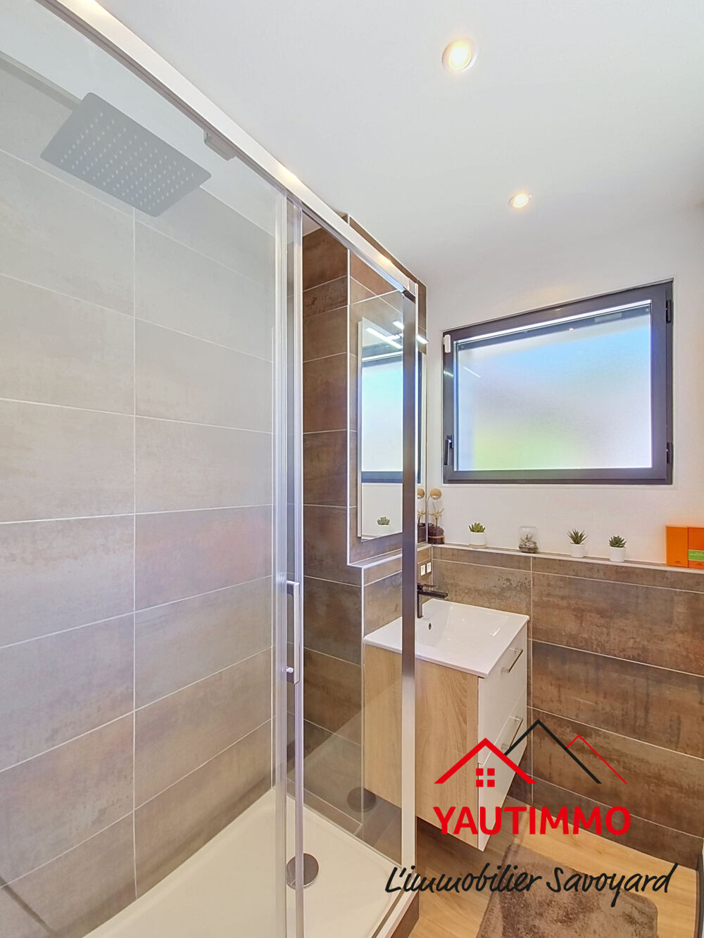à vendre  Maison Cranves-Sales (74380)