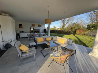  Maison  vendre 8 pices 196 m