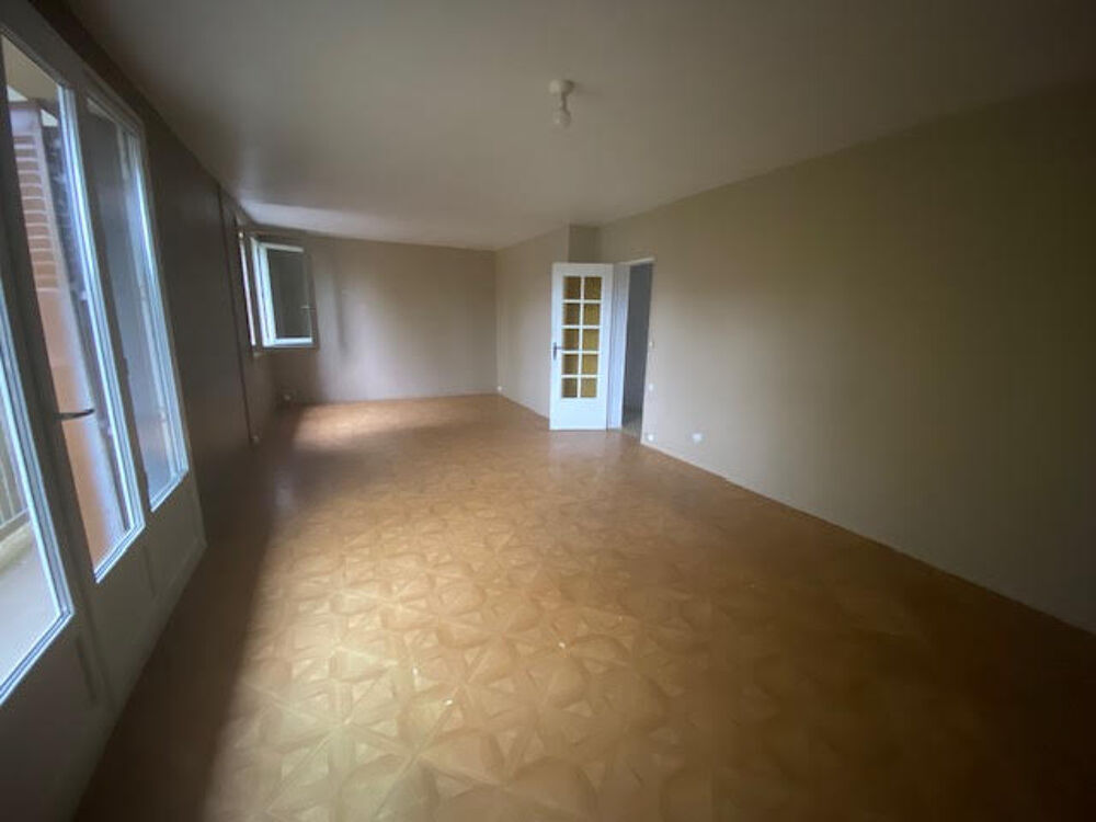 Vente Appartement À vendre : Spacieux appartement F6 à Évreux   Quartier Navarre Evreux