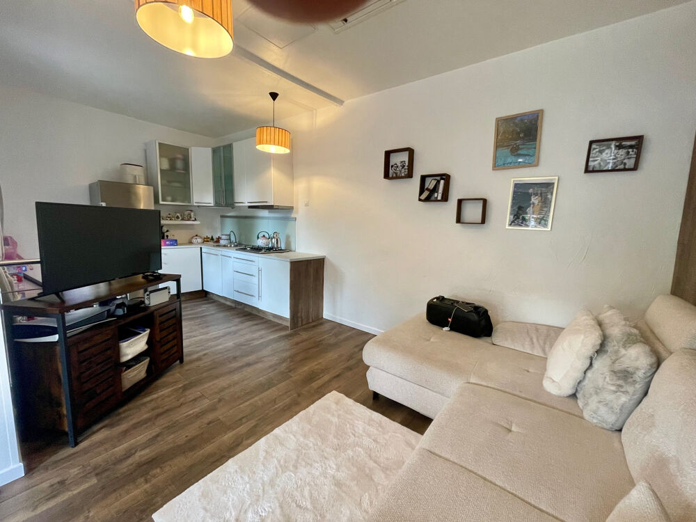 EXCLUSIVITÉ MAISON RÉNOVÉE À ESBLY