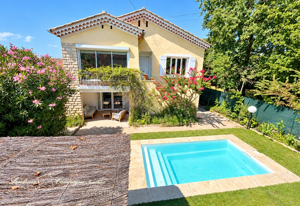 Vente Maison Maison de caractère T5/T7 rénovée vendue meublée Pernes les fontaines